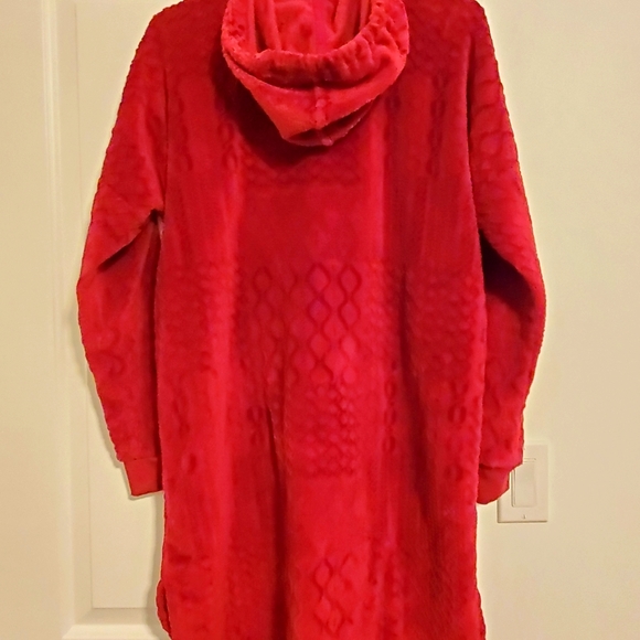 🌟3 for $25- Denver hayes hooded plush sleepwear - Picture 6 of 6